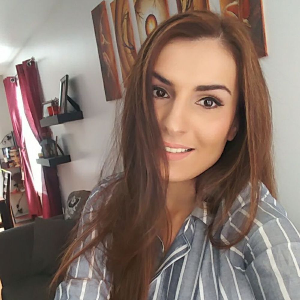 Meet your Posher, Ivana